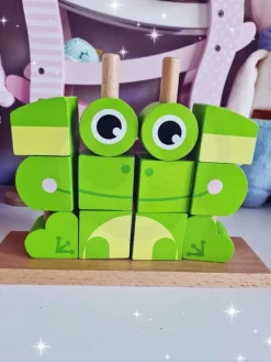 Classic World - Blocks Frog Uni