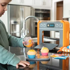 Fat Brain - Pretendables Bakery Set