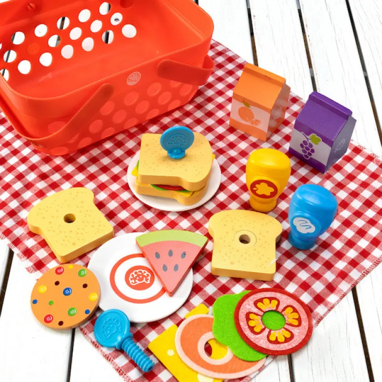 Fat Brain - Pretendables Picnic Basket