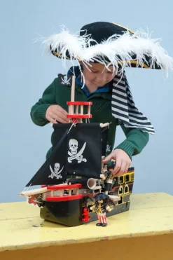 Le Toy Van - Barbarossa Wooden Pirate Ship