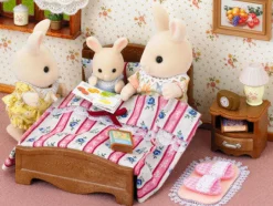 Sylvanian Families - Semi-Double Bed